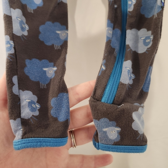 Kickee Pants Kids One Piece Pajamas Size 12-18 Months Blue Sheep Sleep Bamboo - Picture 3 of 8